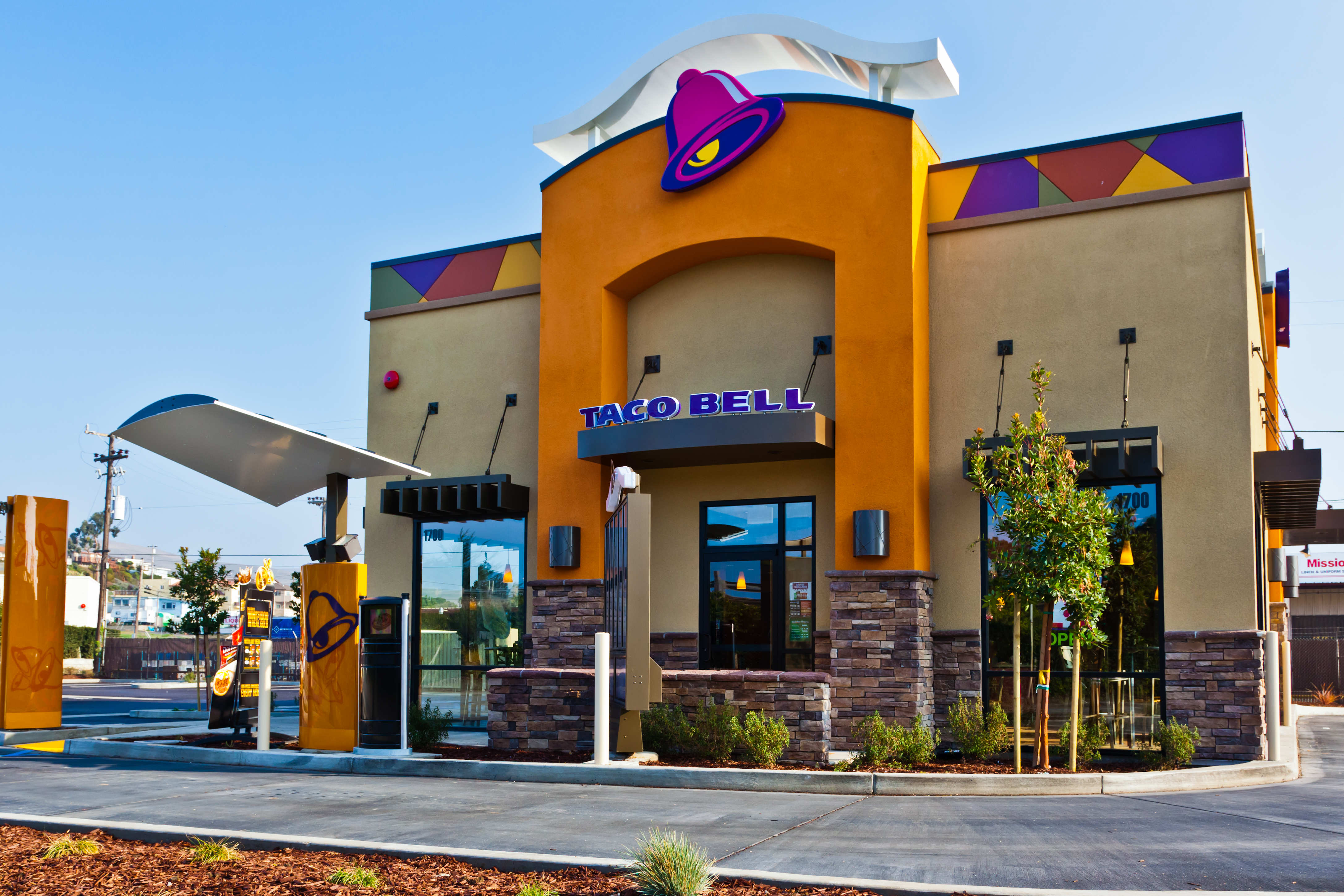 Taco Bell overtime pay lawsuit