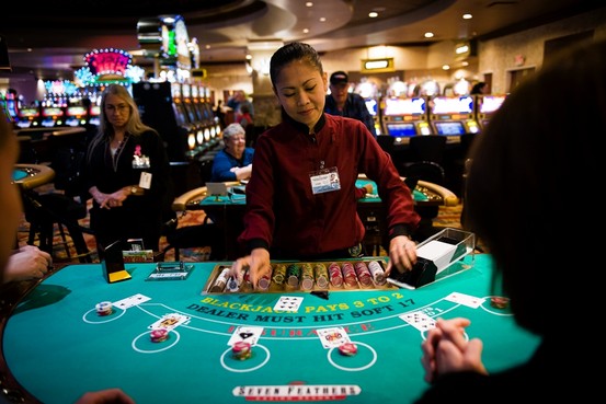Casino Employee Unpaid Overtime Lawsuit